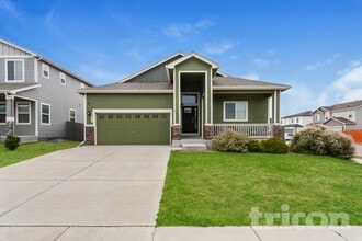 Building Photo - 6211 Vickie Ln