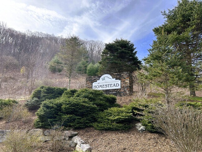 Foto del edificio - New Homestead: A Private, Tranquil, and Spacious Home