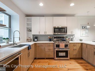 Primary Photo - 3 br, 3 bath House - 813 E. Passyunk Avenue