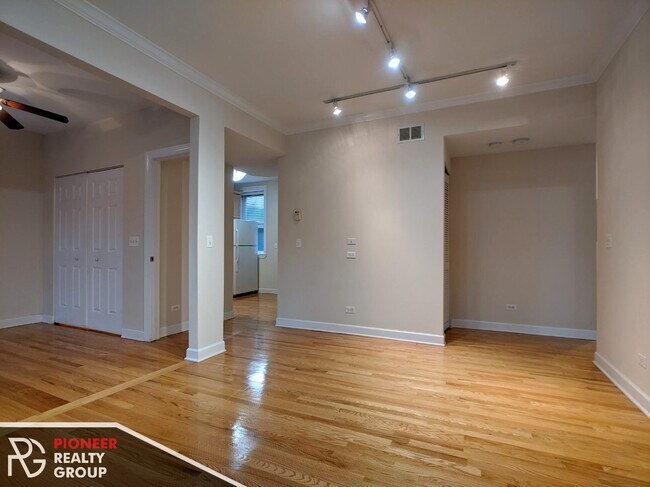 Foto del edificio - 3240 N Clifton Ave