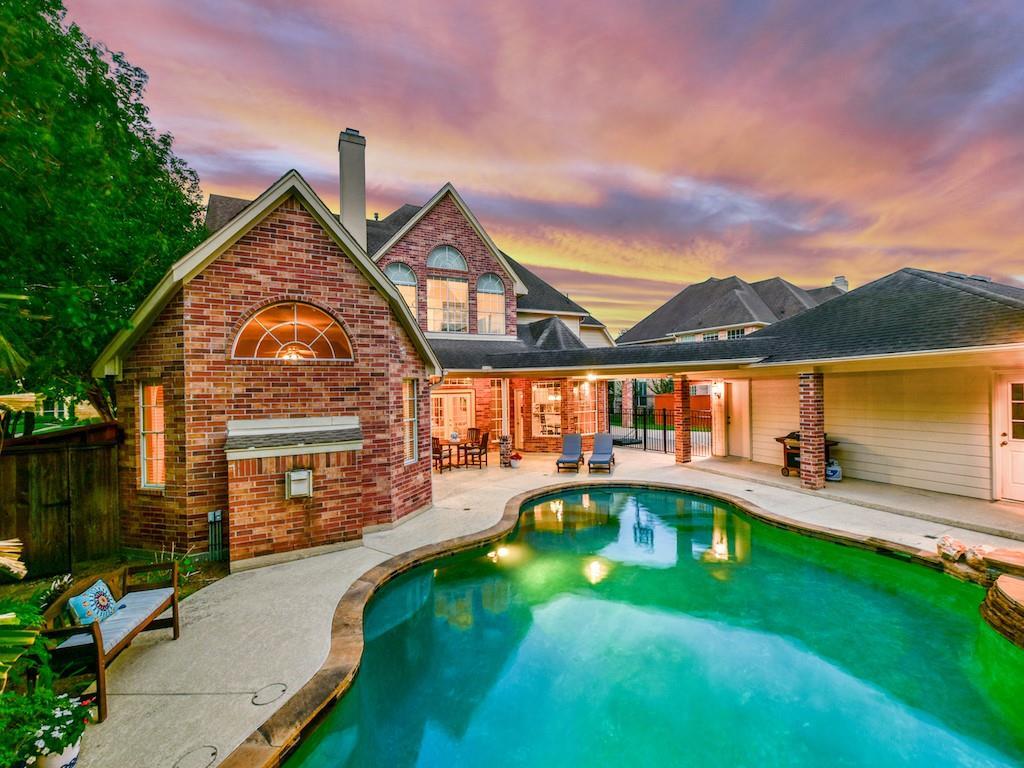 Foto principal - 5823 Santa Fe Springs Dr