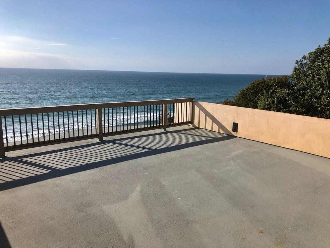 320322 Neptune Ave Unit 320Penthouse, Encinitas, CA 92024 Room for