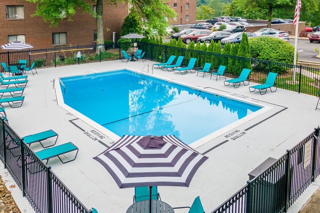 Bryn Mawr Apartments in Pittsburgh, PA