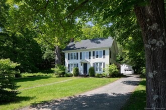 Building Photo - 16 Under Mountain Rd