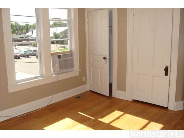 Foto principal - 155 Maryland Avenue W