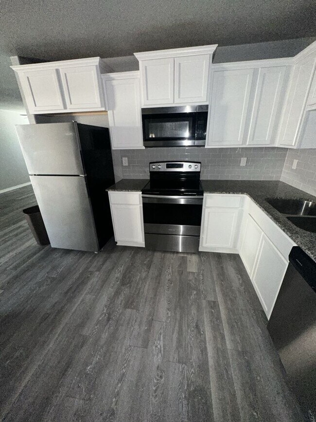 Building Photo - Available Now