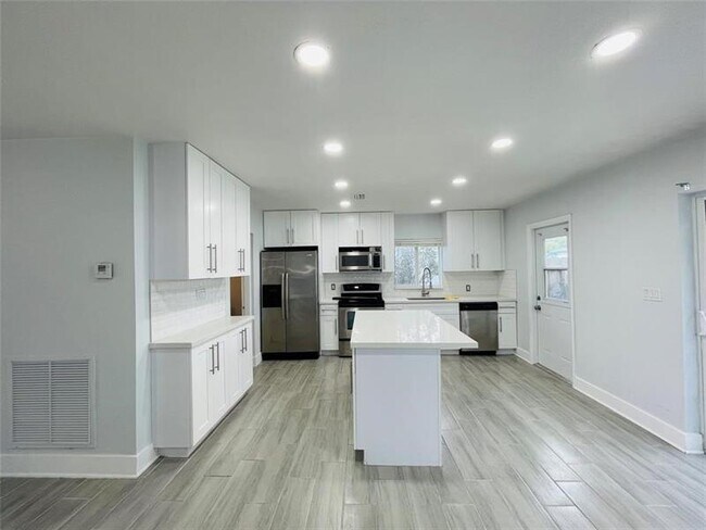Foto del edificio - 2231 SW 14th St