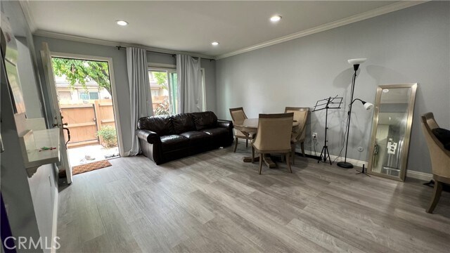 Building Photo - 2315 Conejo Ln