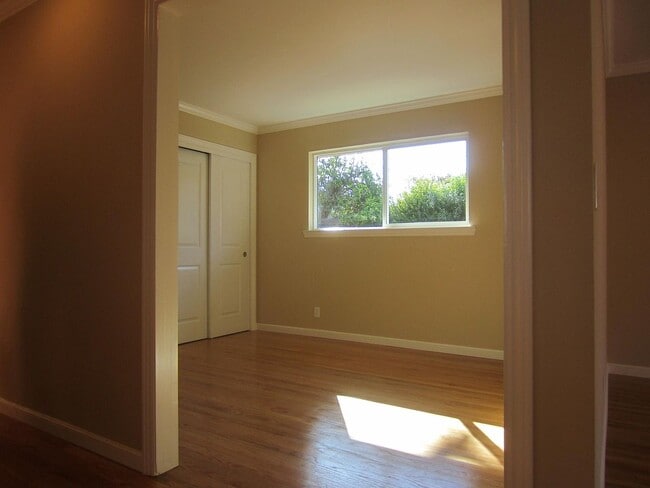 Building Photo - 1791 Villarita Dr