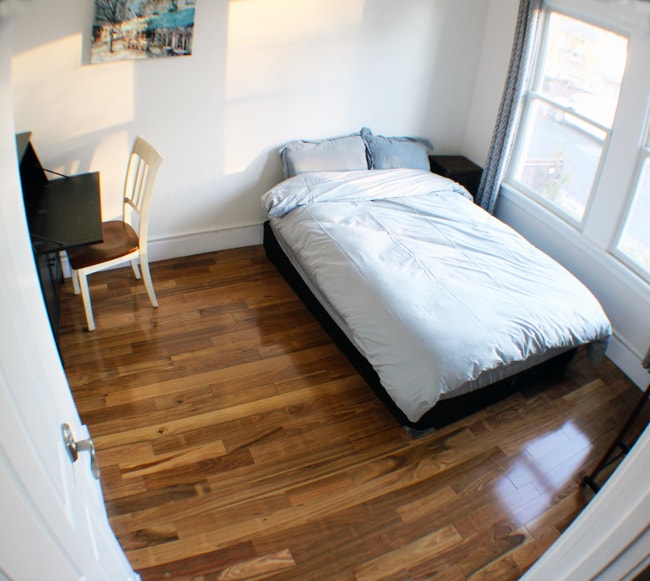 Building Photo - 302 Orchard Ave