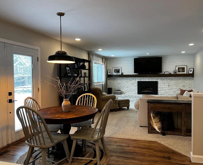 Foto del edificio - 4215 Cromwell Ct
