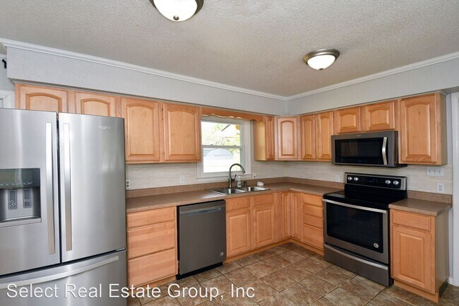 Building Photo - 3 br, 2 bath House - 116 Timberland Loop