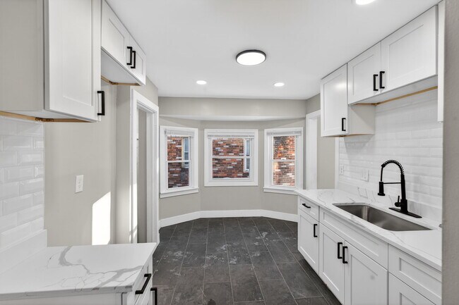 Foto del edificio - 20040 Regent Dr