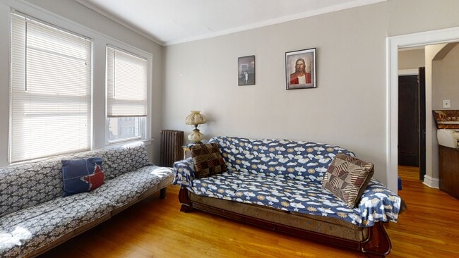 Building Photo - 1941 Grove Ave