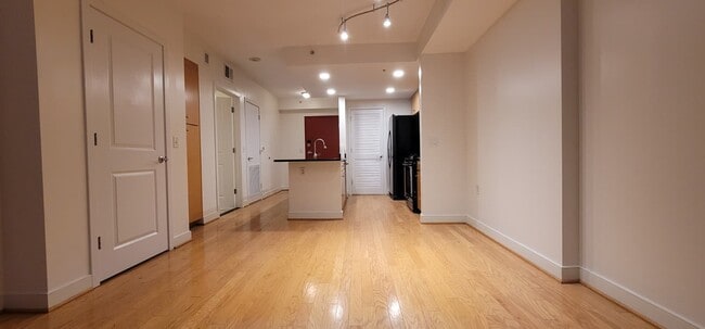 Building Photo - 1117 10th St NW