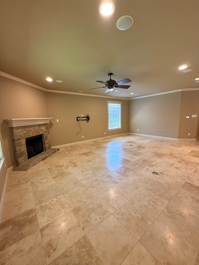 Building Photo - 4306 Rock Bend Dr