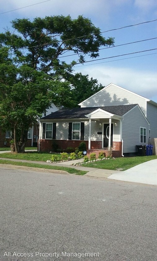 Primary Photo - 4 br, 2.5 bath House - 23 Grand St