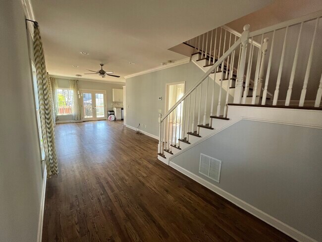 Entryway and Living Room - 1475 Groveland Ave NW