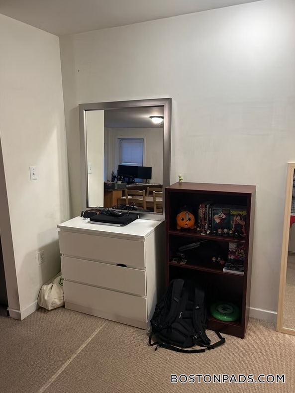 Foto del edificio - 461 Park Dr