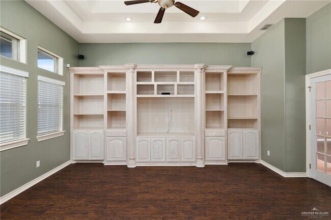 Foto del edificio - 19 E St