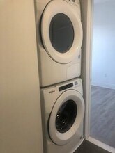 Building Photo - 234 51st St