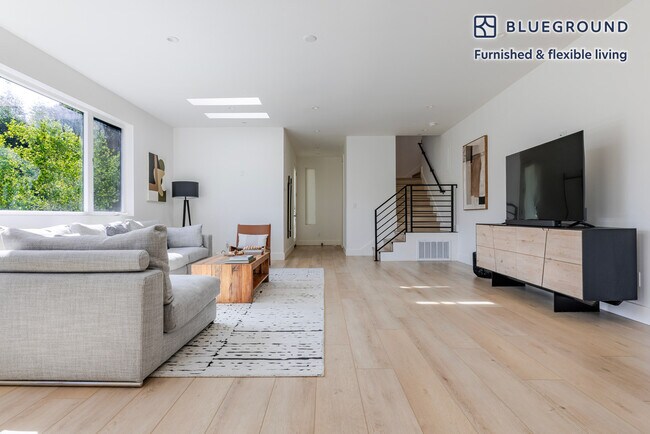 Foto del edificio - 6380 Westover Dr
