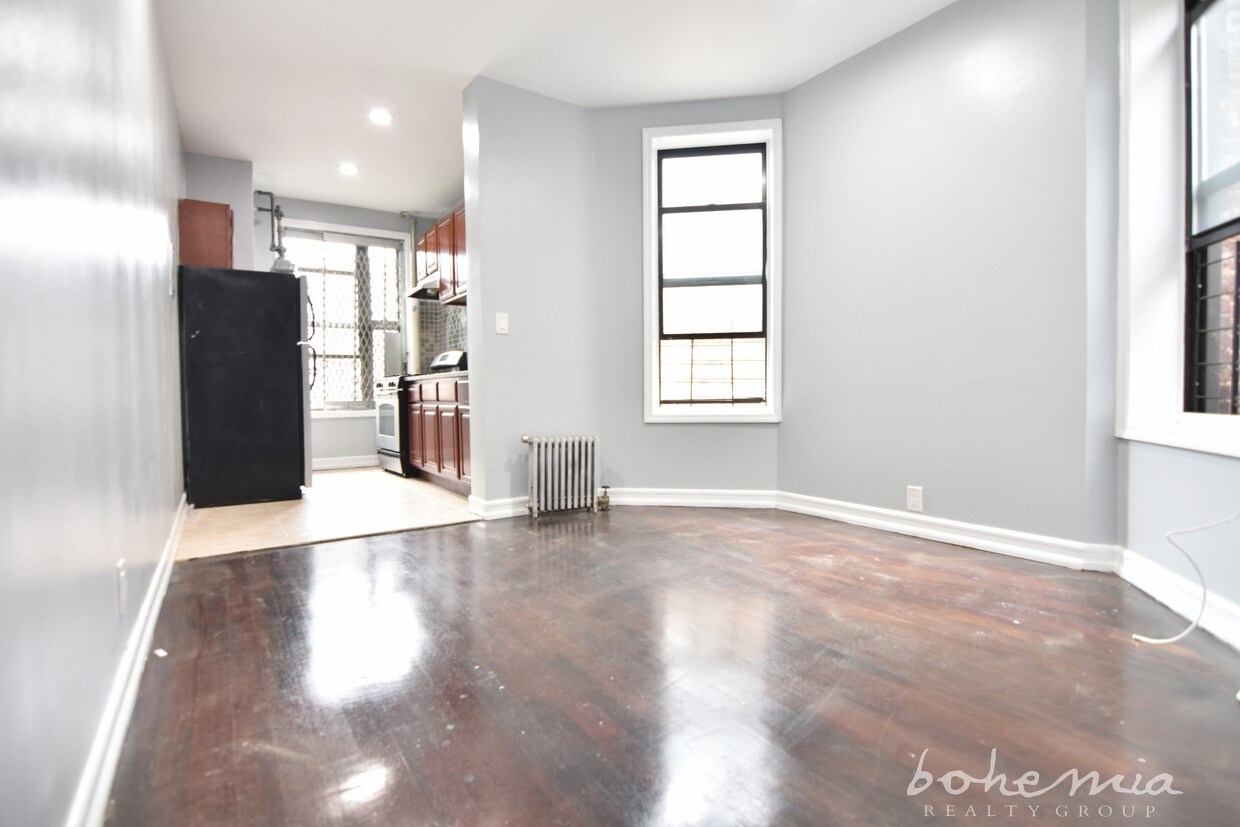 Foto principal - 534 W 159th St