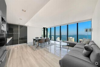 Building Photo - 1451 Brickell Ave