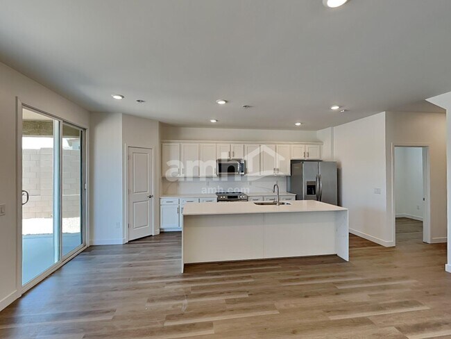 Building Photo - 9683 N Rancho Lozano