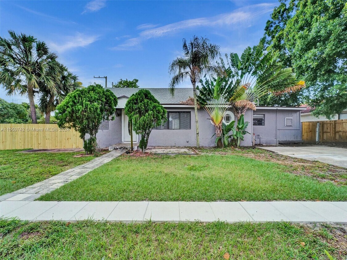 Foto principal - 1298 NE 39th St