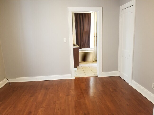 Foto del edificio - 323-325 5th St