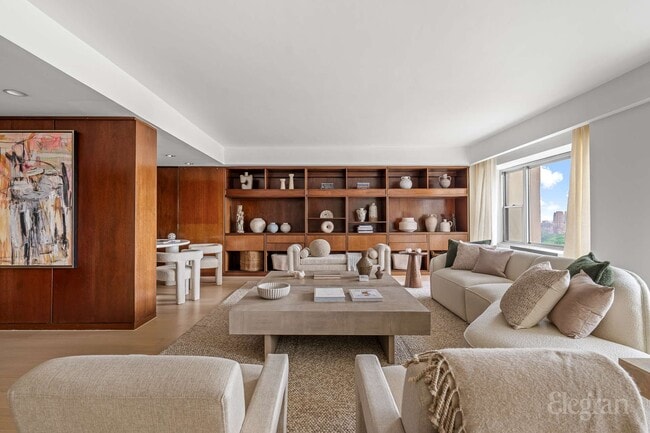 Building Photo - 118 E 60th St