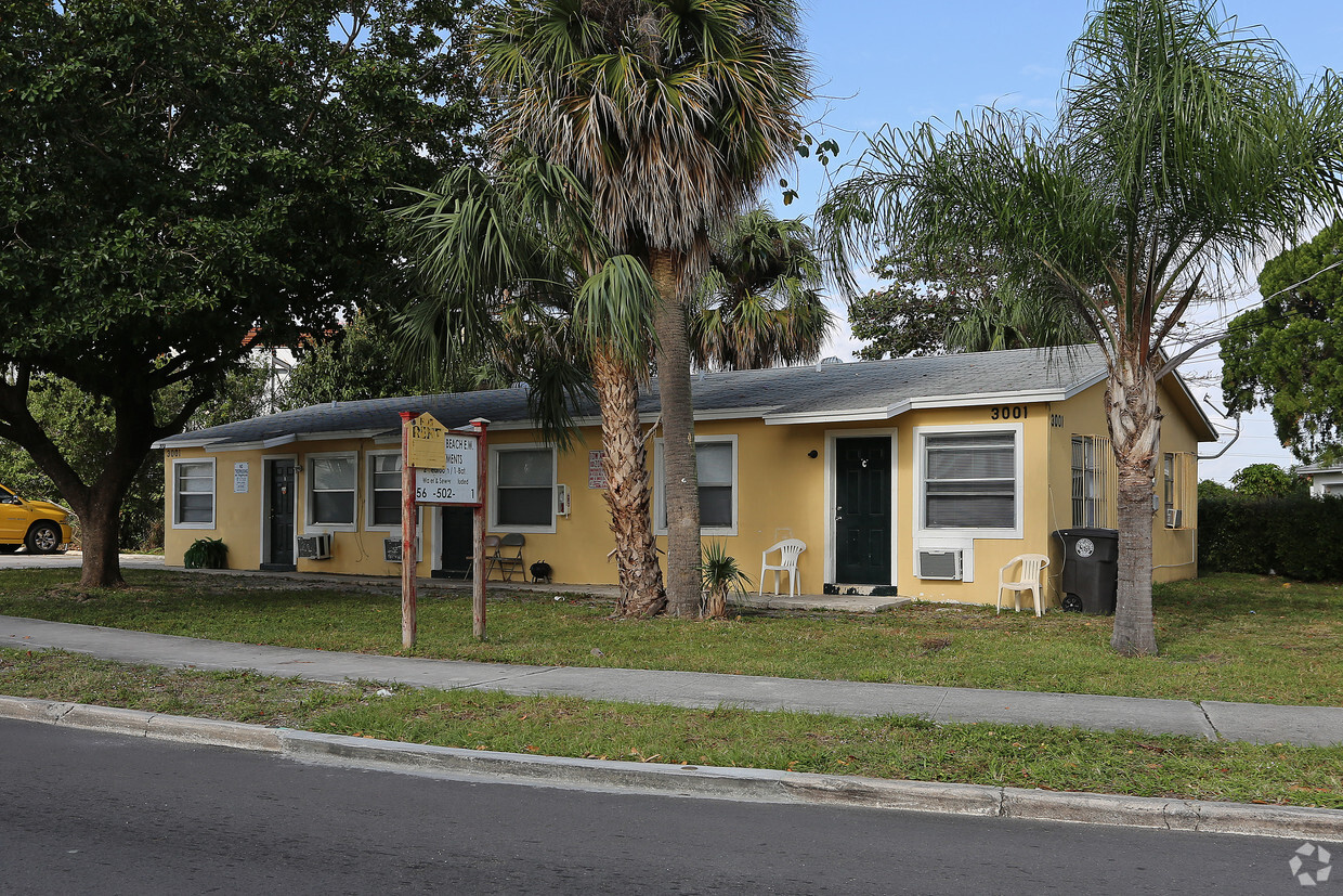 Primary Photo - Windsor Apartments