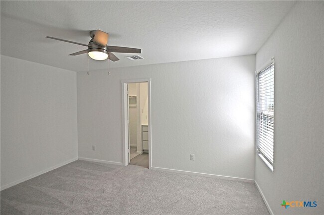 Building Photo - 5014 Winecup Cv