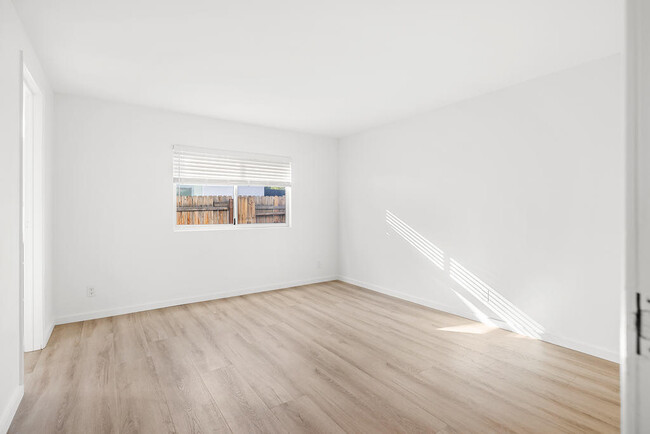 Foto del edificio - 2041 Arnico St