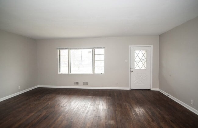 Photo - 3309 Mars Hill St Apartment