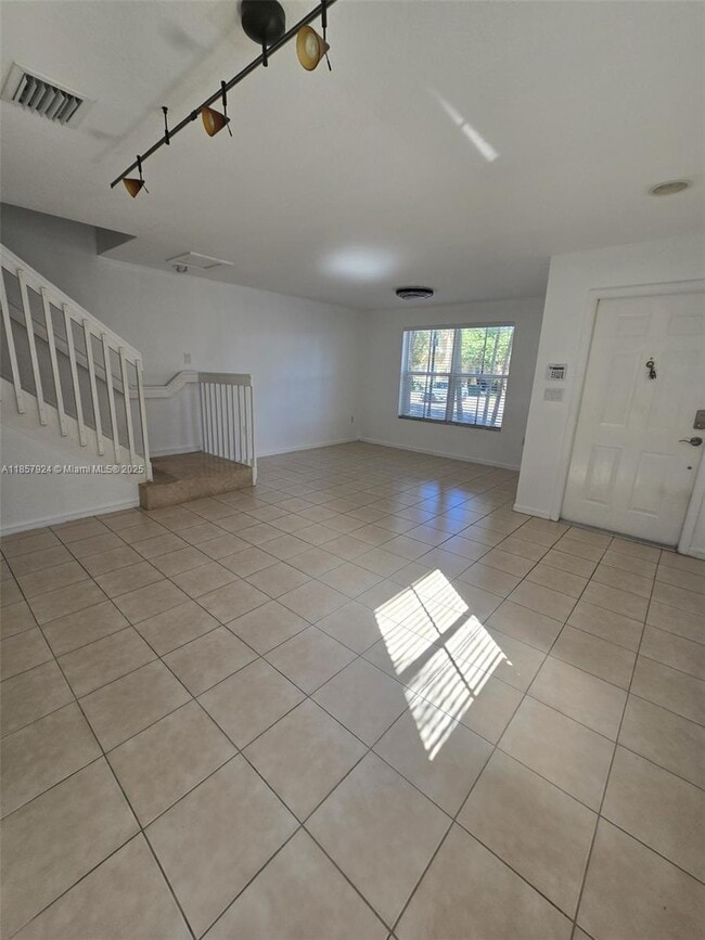 Foto del edificio - 3028 SW 129th Way