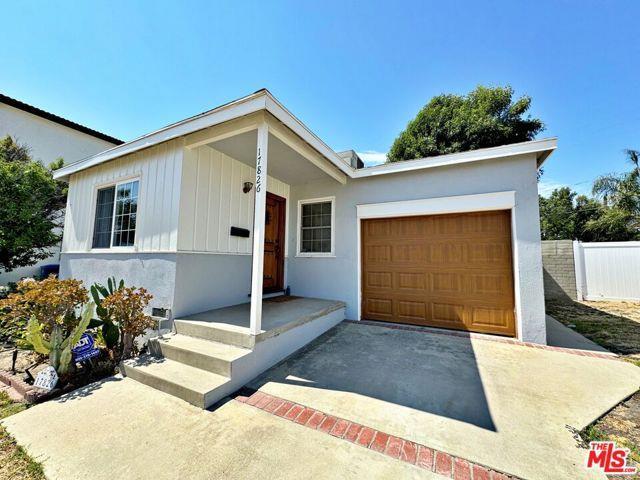 Foto del edificio - 17826 Rhoda St