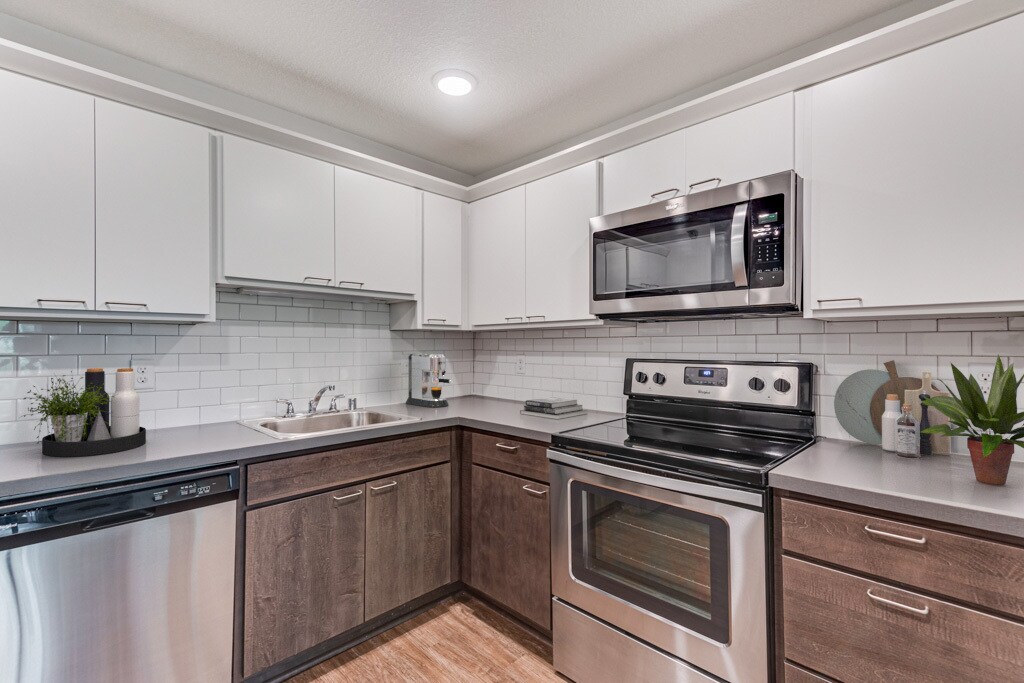 The Markham Apartments in Saint Paul, MN