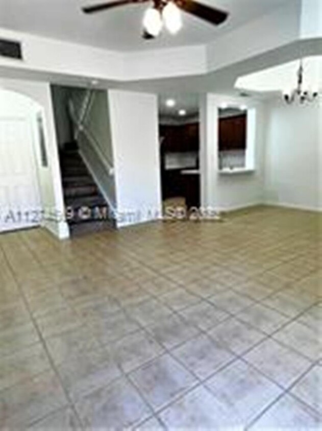 Primary Photo - 10584 SW 6th St