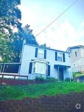 Building Photo - 615 Cora St