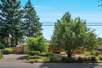 Building Photo - 2240 SE 110th Ave