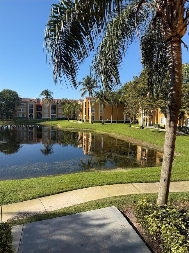 Foto del edificio - 2200 E Preserve Way