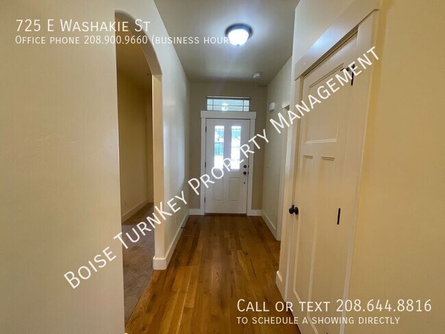 Foto del edificio - 725 Washakie St E