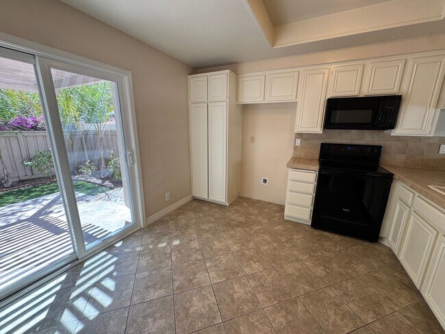 Foto del edificio - Single-Story Living in a Lovely Woodlands Community