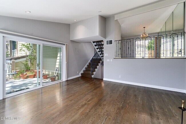 Foto del edificio - 1162 Westlake Blvd