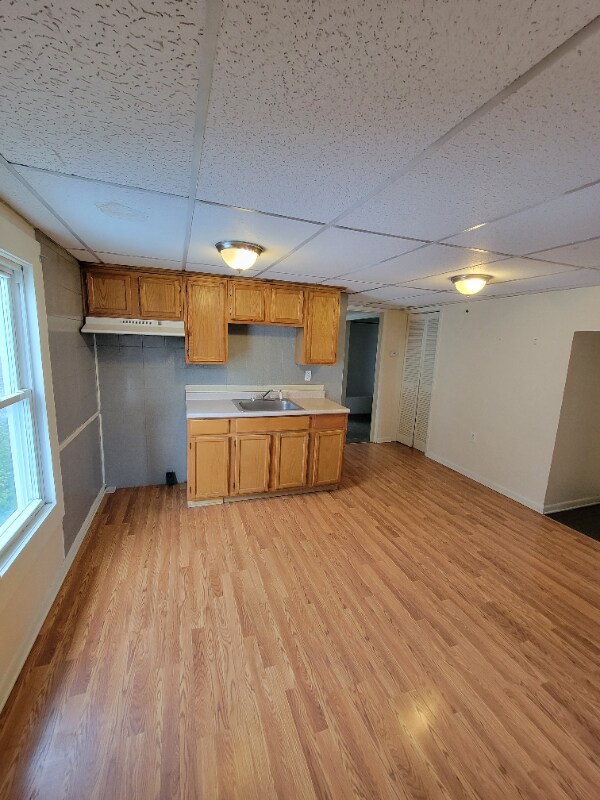 744 17th St, Niagara Falls, NY 14301 Room for Rent in Niagara Falls