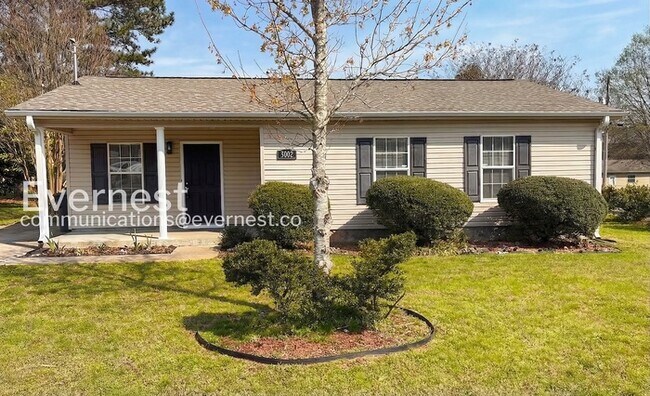 Foto del edificio - 3002 Sonya Dr NW