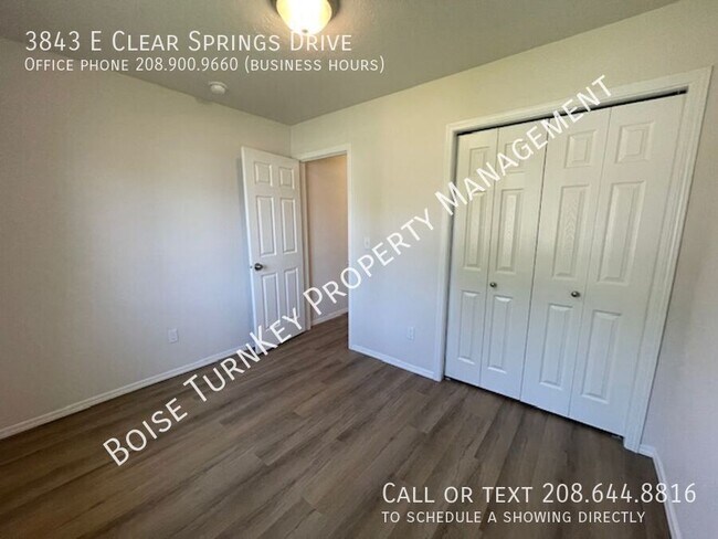 Building Photo - 3843 E Clear Springs Dr.