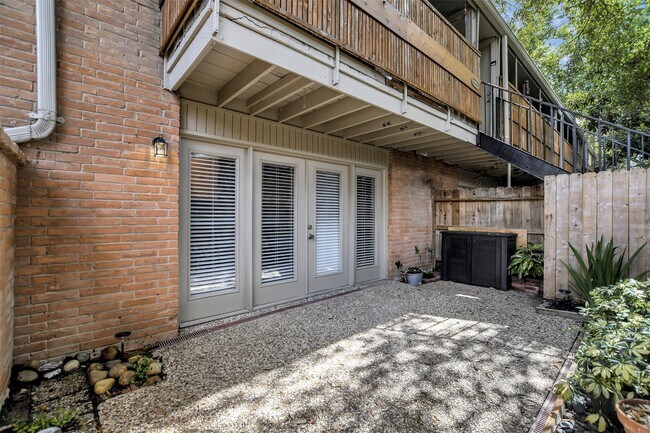 Foto del edificio - 3942 W Alabama St